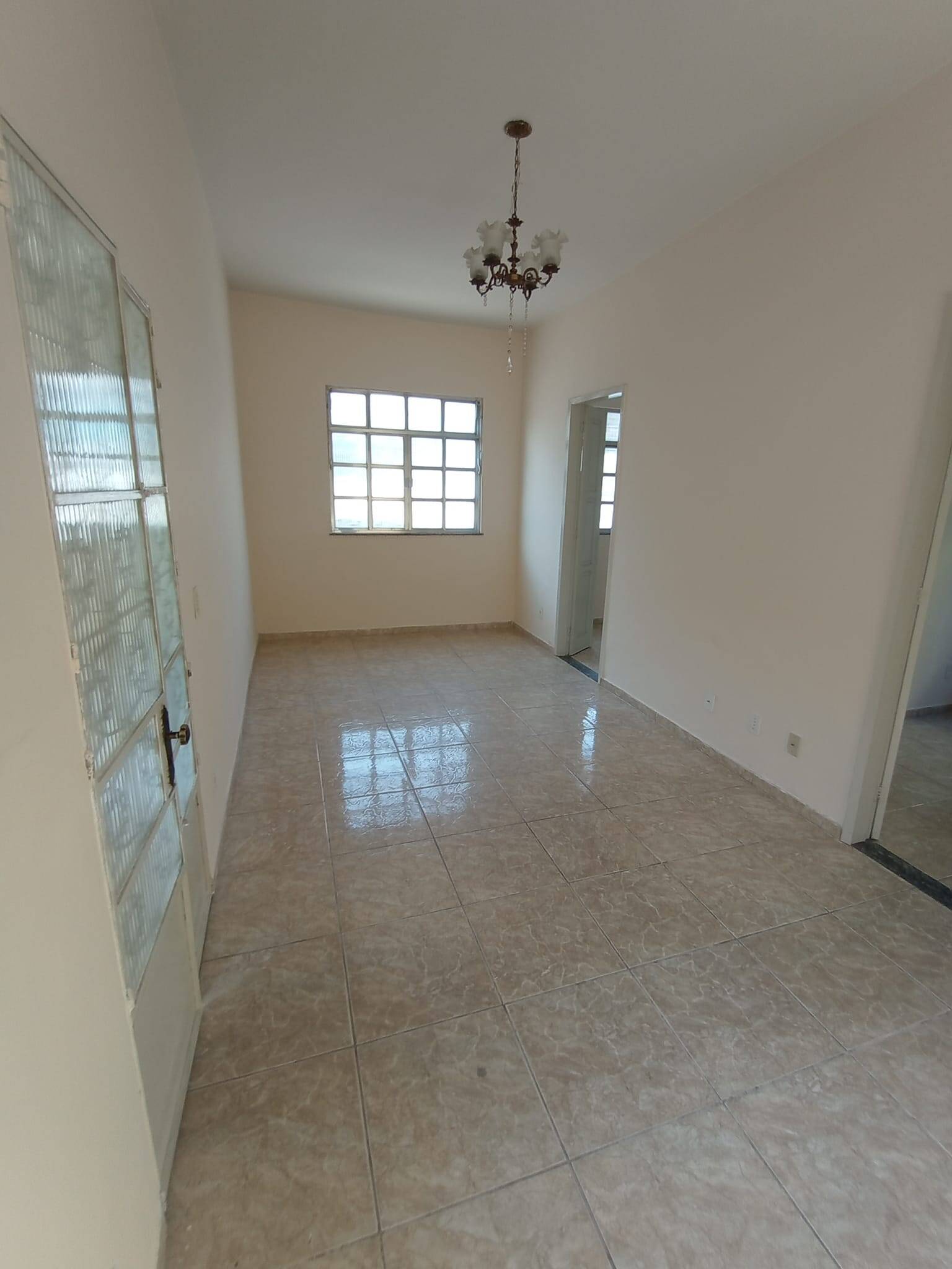 #27 - Casa para Locação em São Gonçalo - RJ