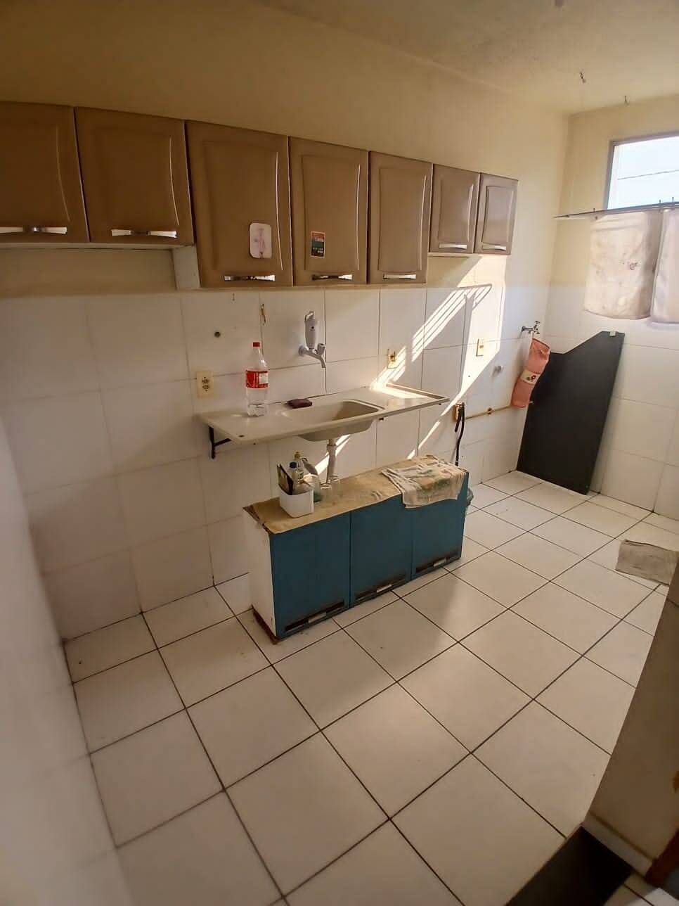 #04 - Apartamento para Locação em São Gonçalo - RJ